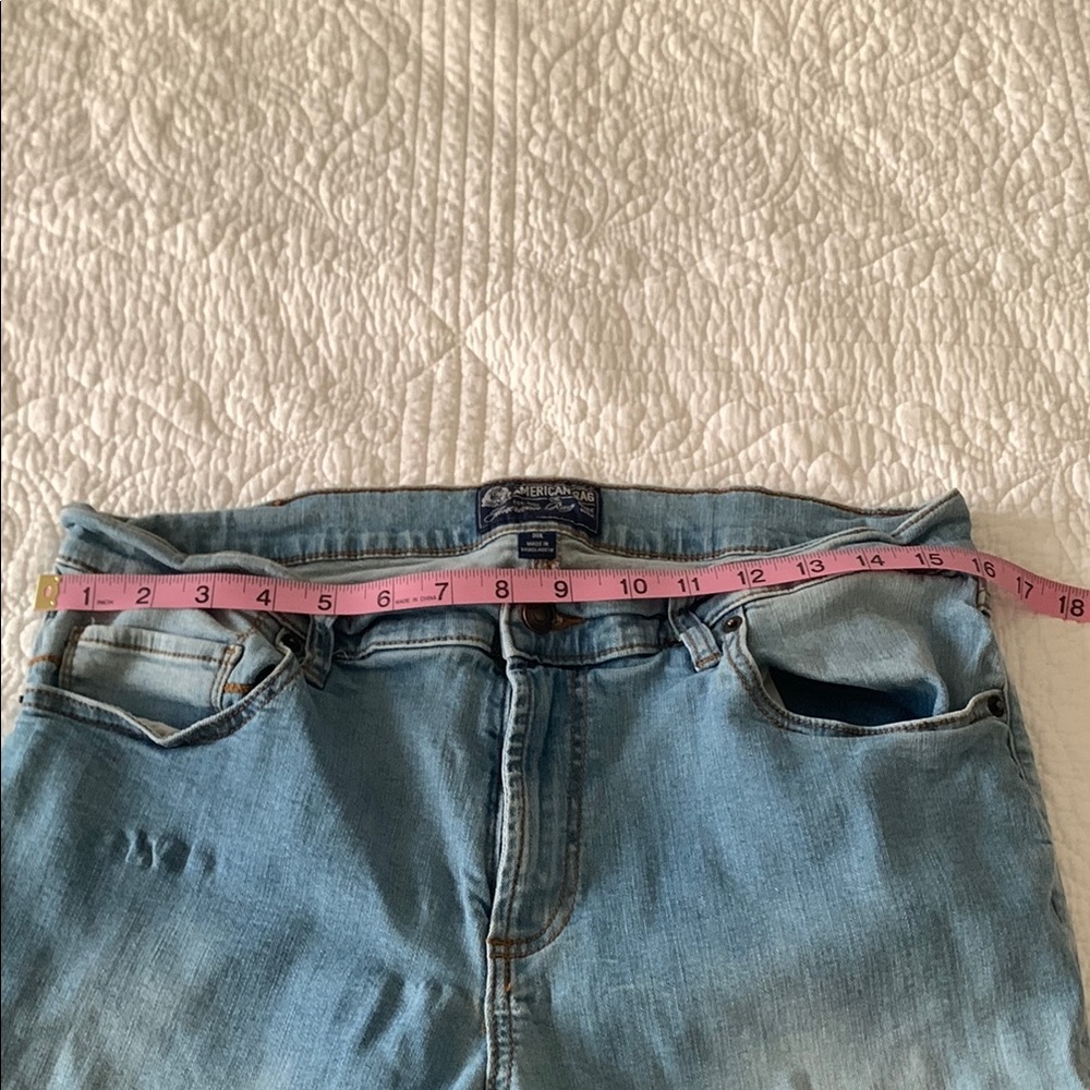 American Rag Blue Jeans - Picture 3 of 8